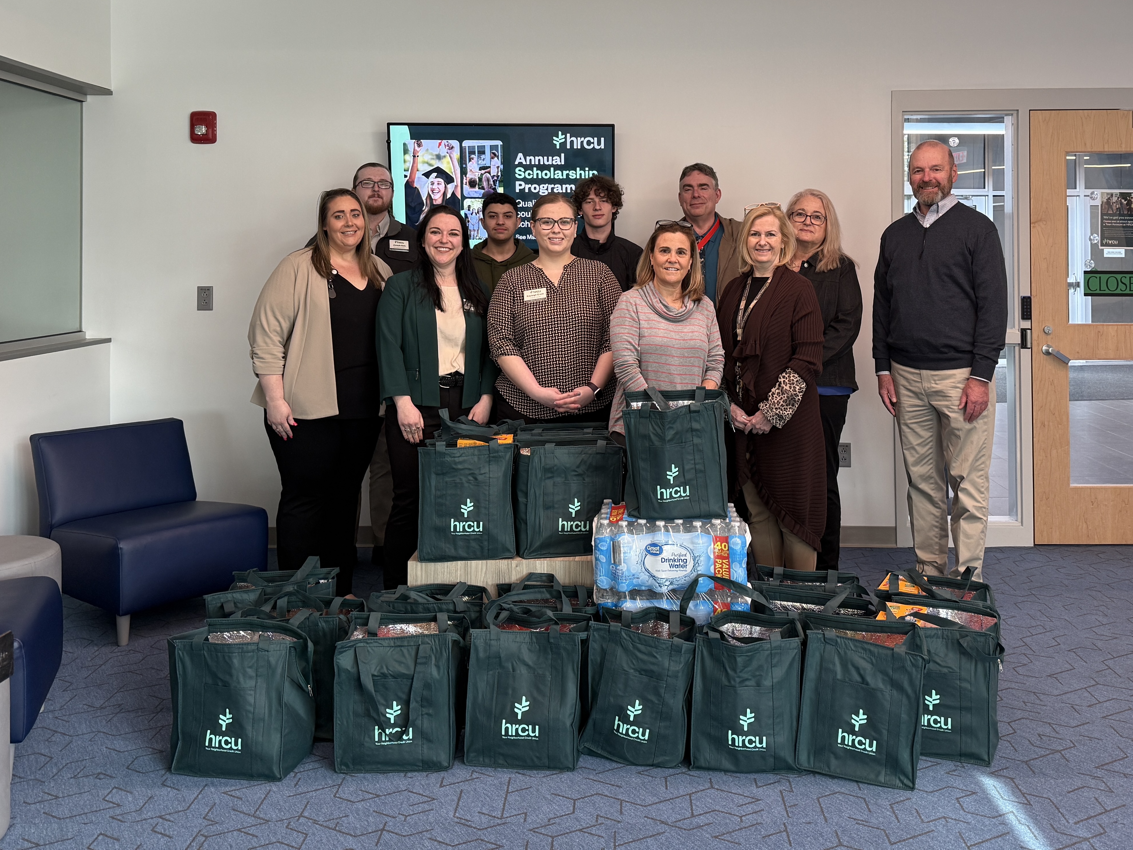 Neighbors helping neighbors